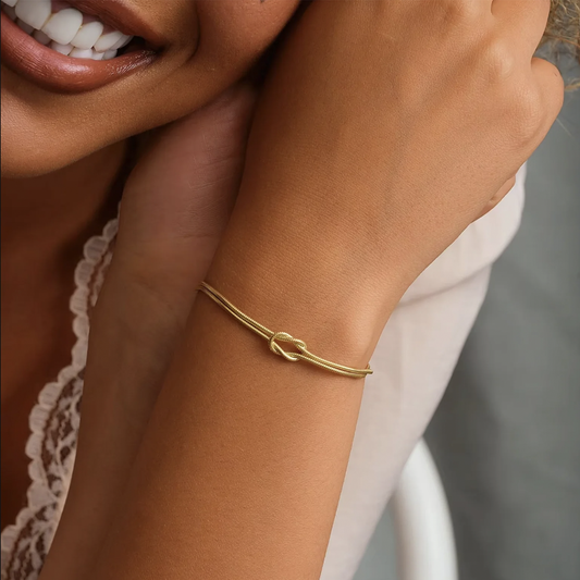 Infinity Love Knot Bracelet - The Charms Magic