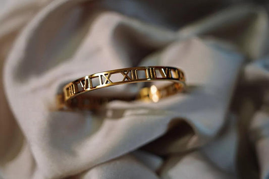 Roman Numerals Deep Cut Elegant Bracelet - The Charms Magic