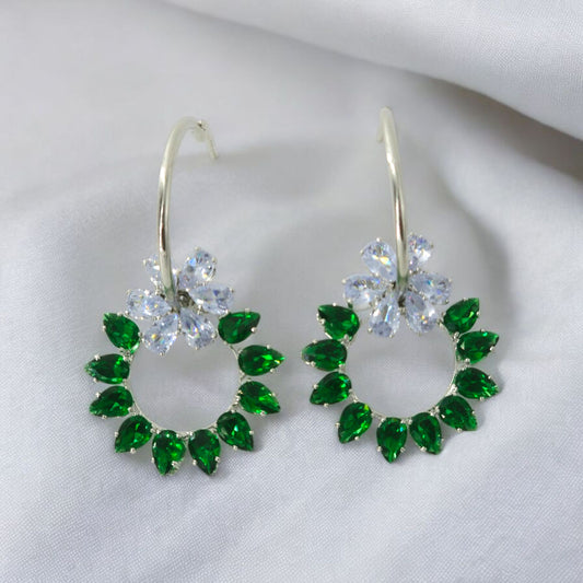 MINIMAL FLOWER HOOPS