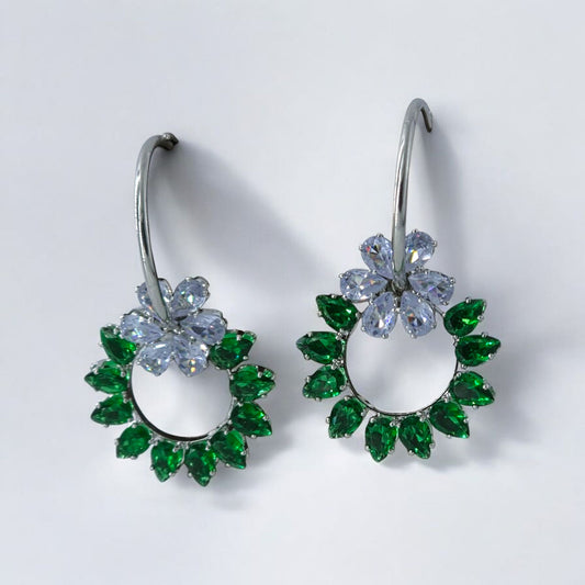MINIMAL FLOWER HOOPS
