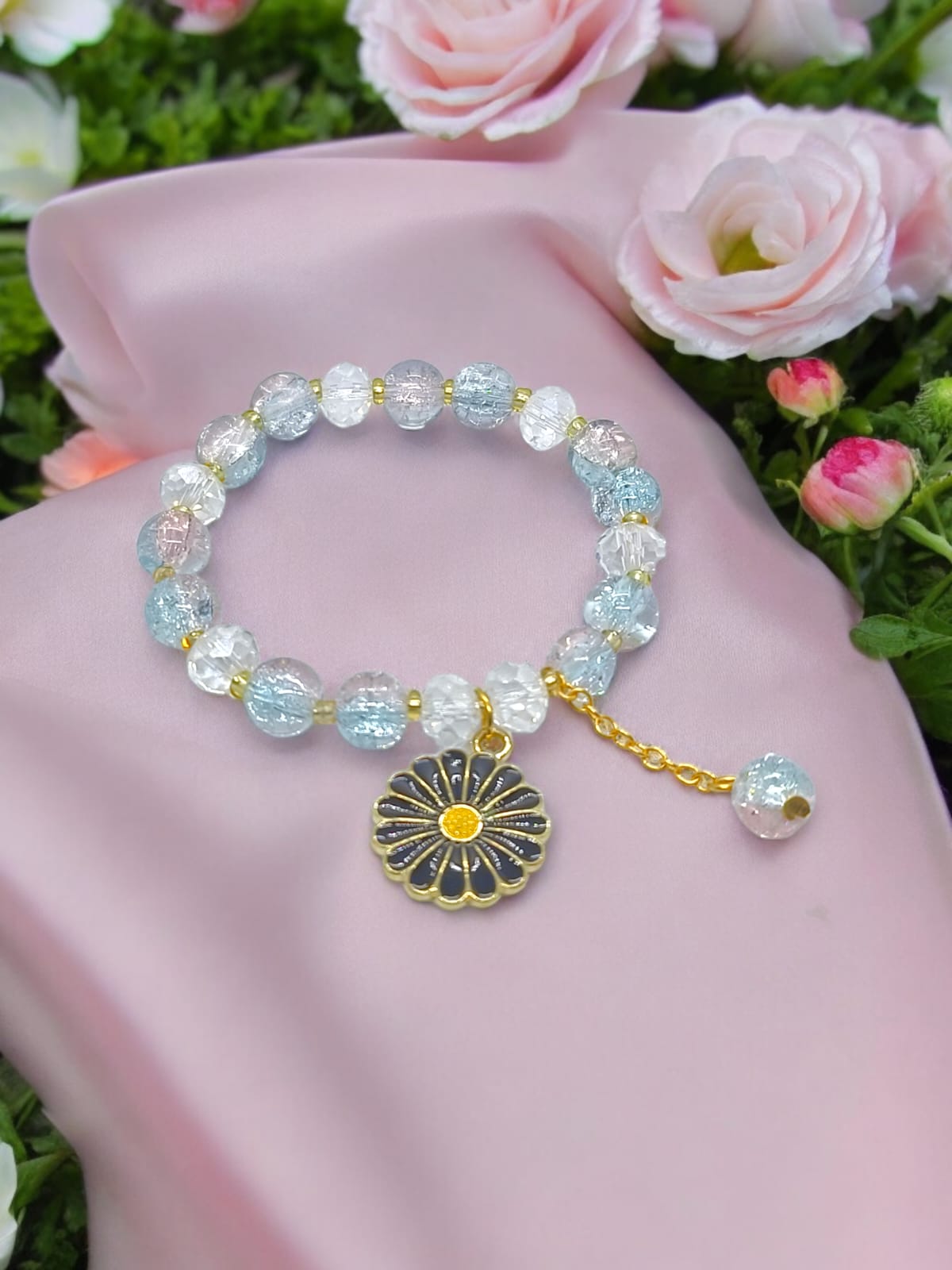 Big Daisy Flower charm Stretchable Elastic Shining Crystal Glass Beads Bracelet Friendship Band For Girls And Women