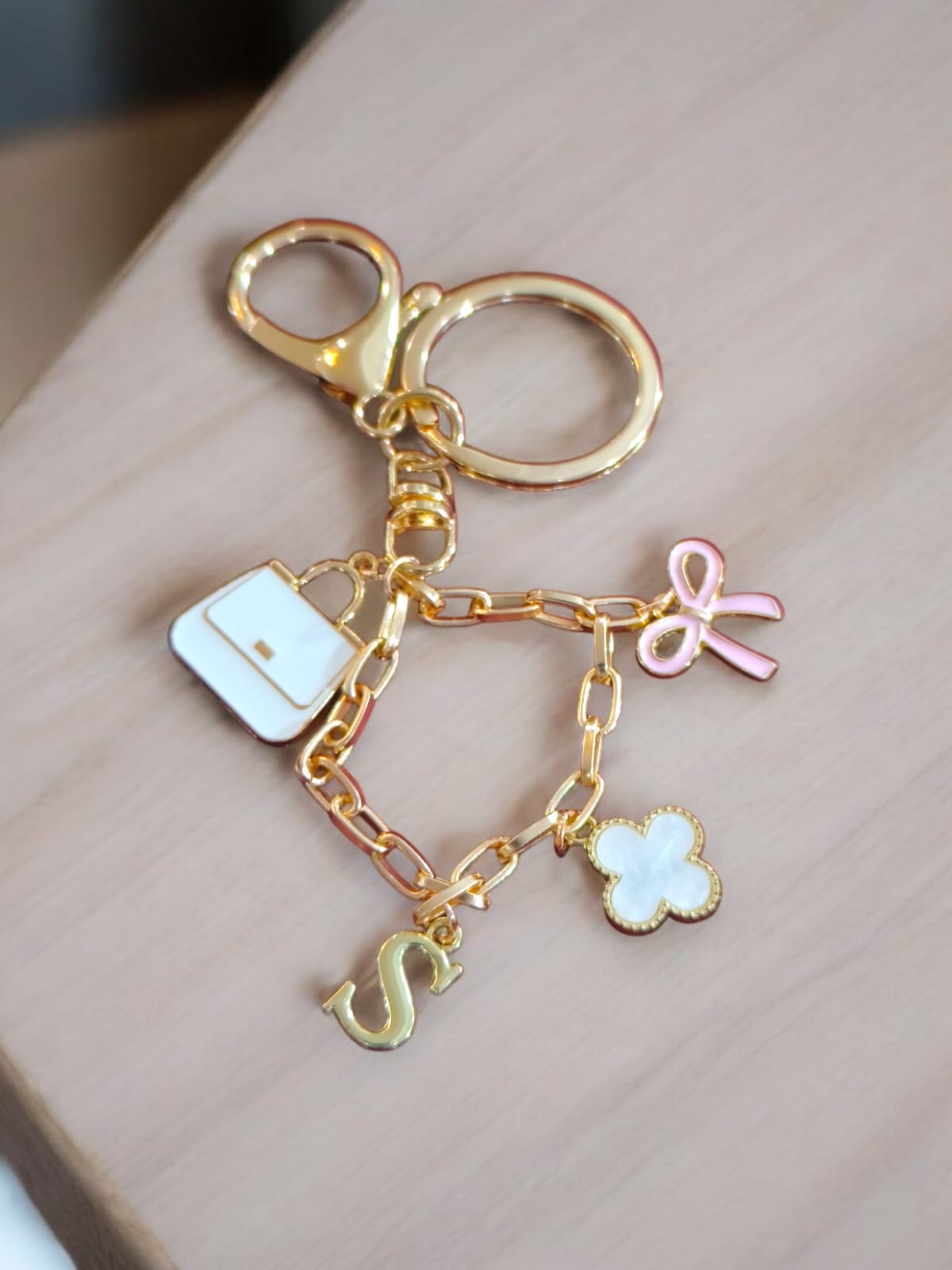 Create your own 4 Charm keychain